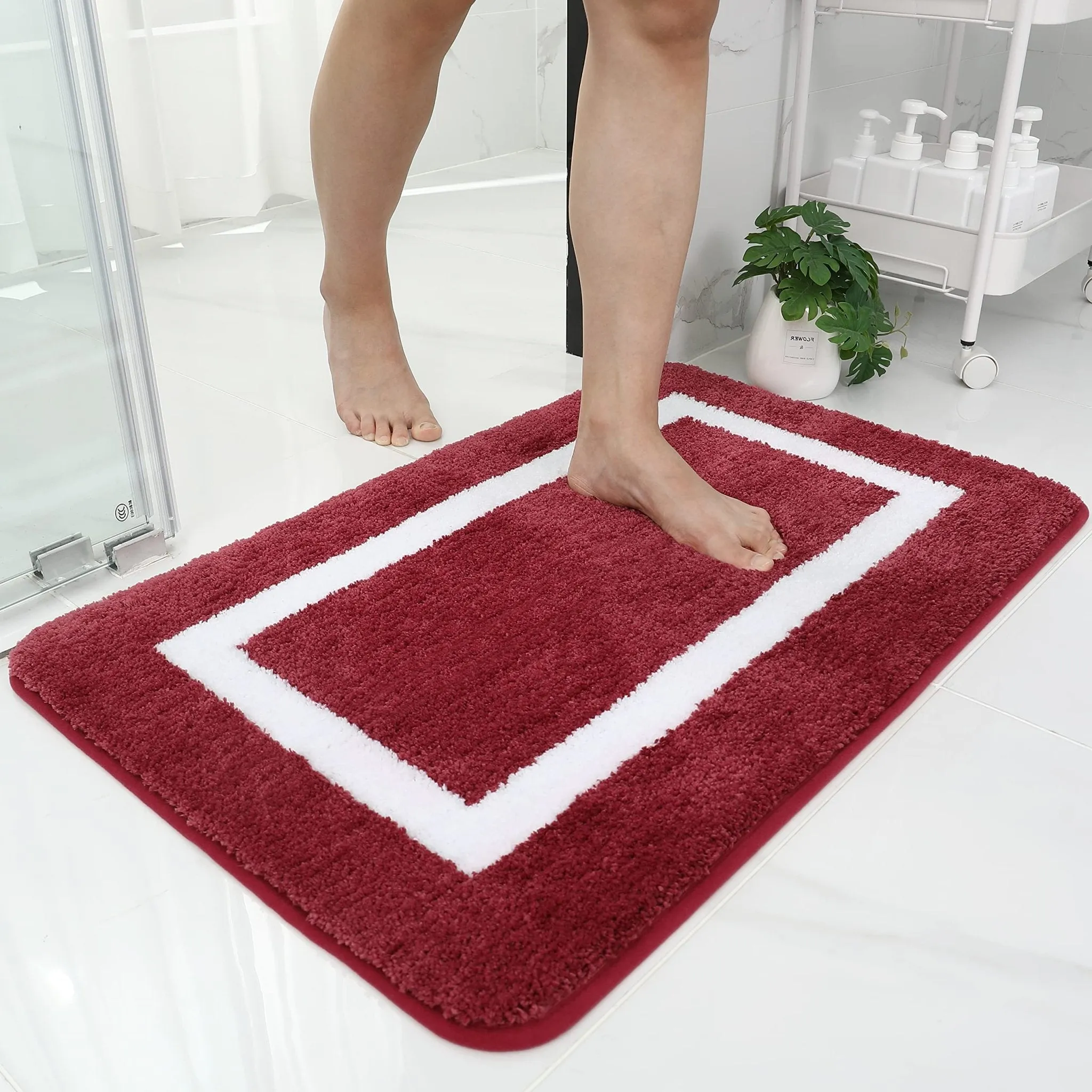 Absorbent Soft and Plush Bath Mat