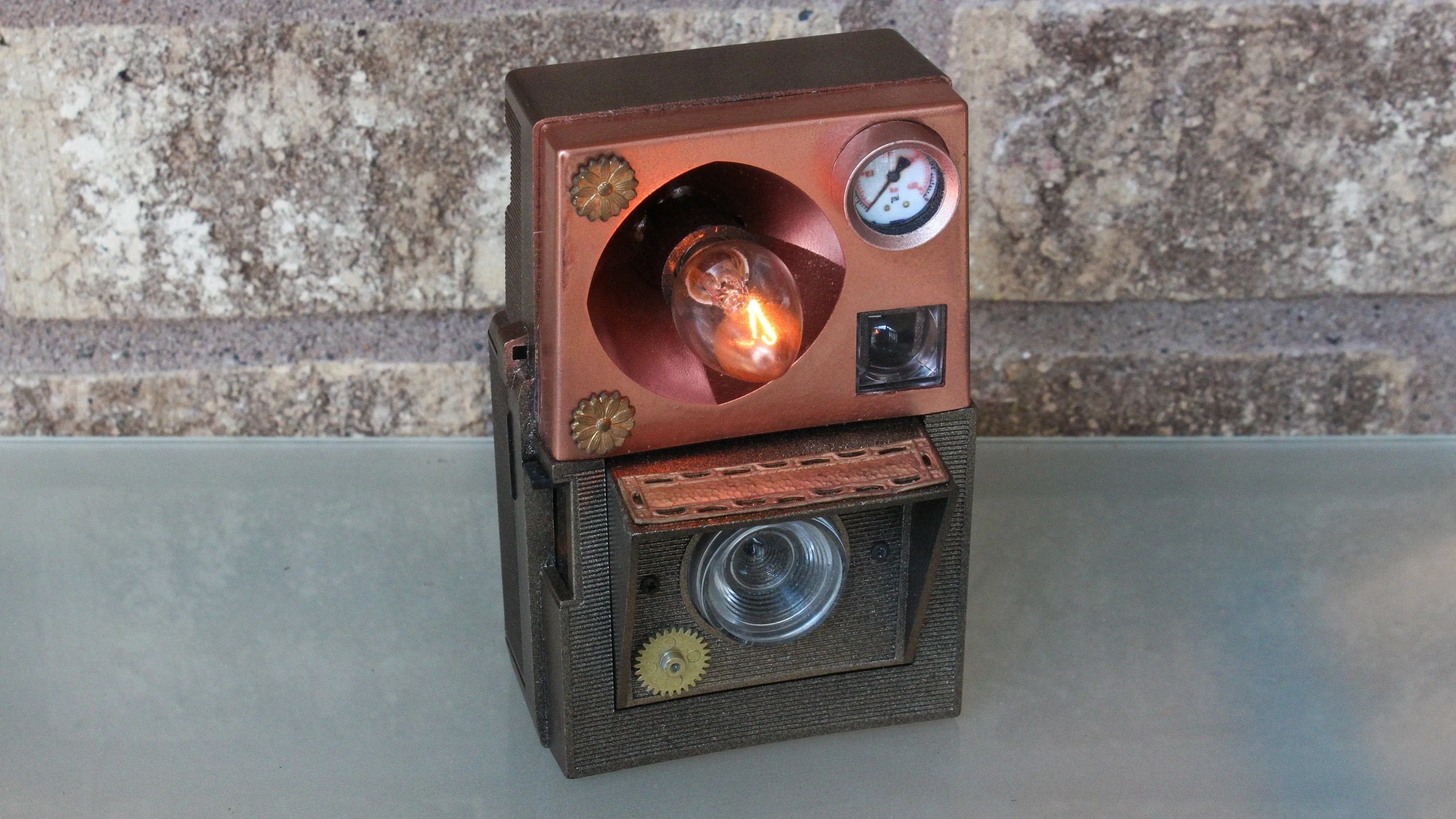 Antique Camera Steampunk Nightlight, Kodak World's Fair Flash Camera, Gifts for Geeks, Neo Victorian Lamp design, Cyberpunk Lamp