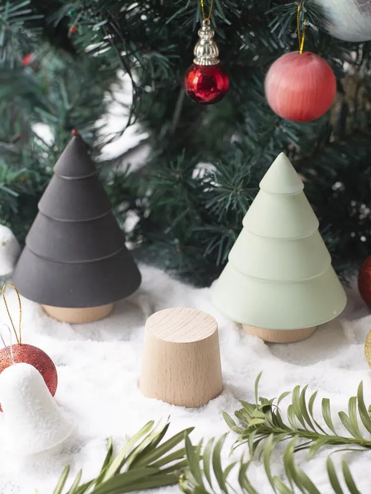 Aroma Diffusers Christmas Tree, Non-Electric Aromatherapy Fragrance, Ceramic Diffusers in Car or Desk Office Decor