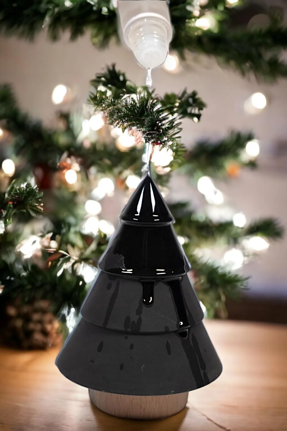 Aroma Diffusers Christmas Tree, Non-Electric Aromatherapy Fragrance, Ceramic Diffusers in Car or Desk Office Decor