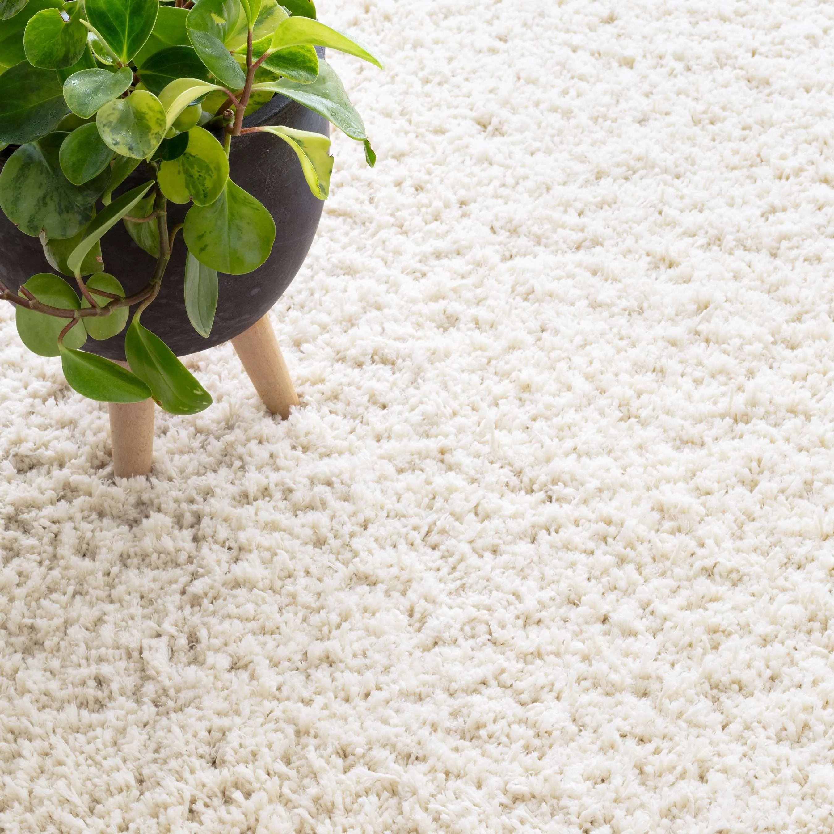 Dash & Albert Kodiak Ivory Woven Microfiber Rug