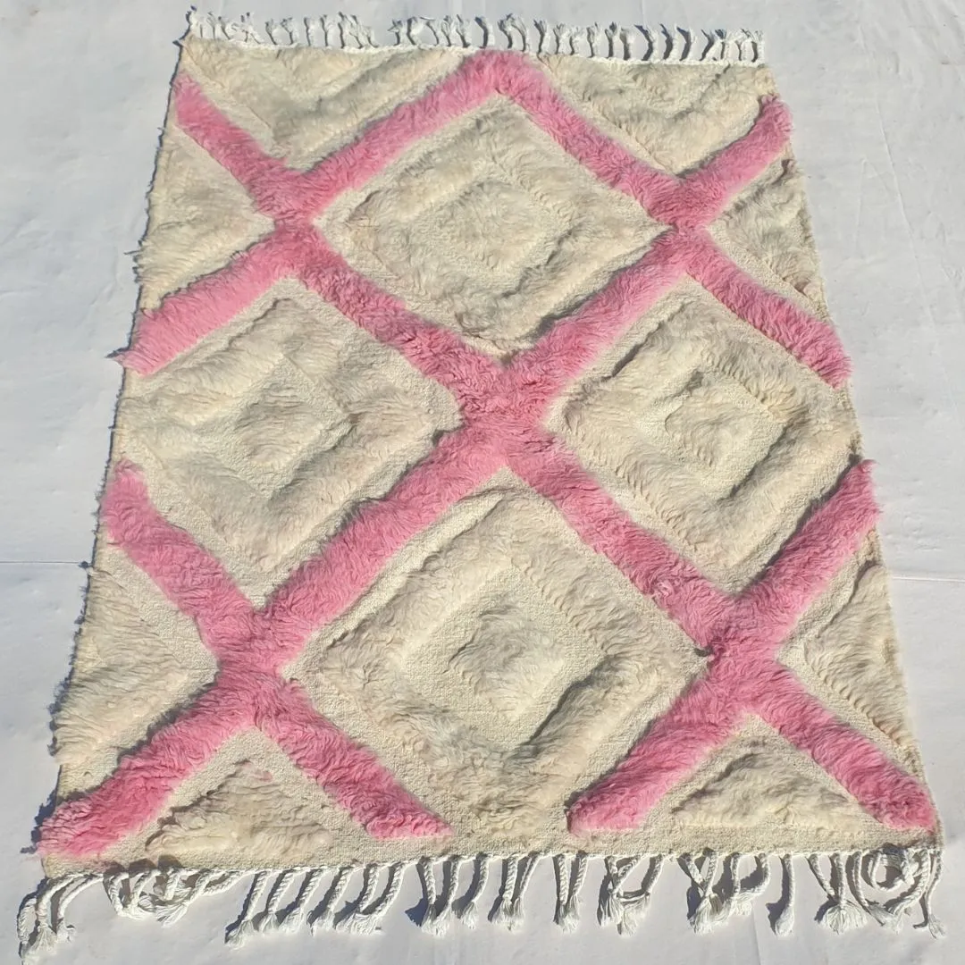 Tiwli | White & Pink Moroccan Rug 3x5 Beni Ourain Ultra Soft | 3'77x5'44 Ft | 115x166 cm